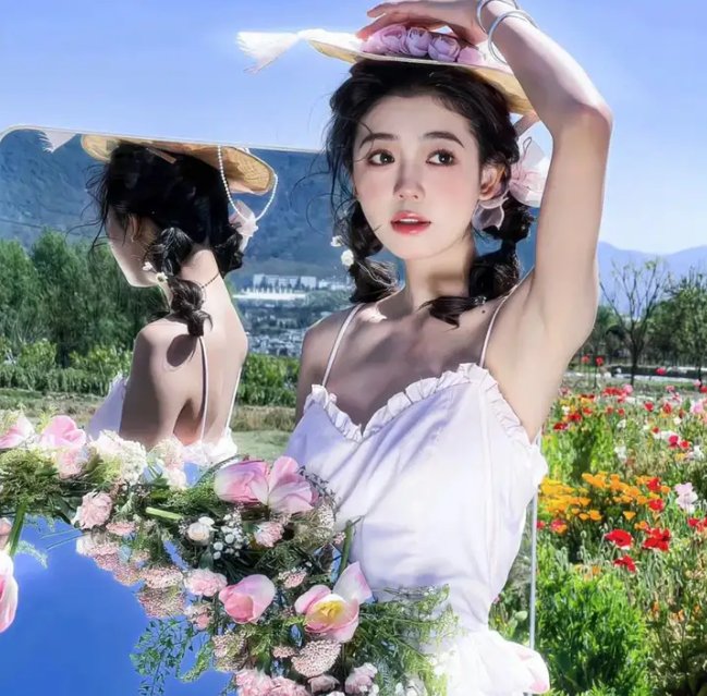 玻璃橱窗中的姑娘